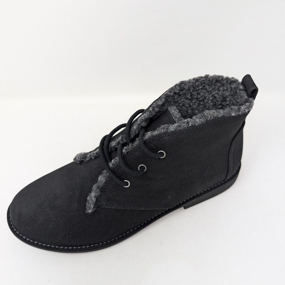 NWT SONOMA ankle boots. Size 9 medium.
